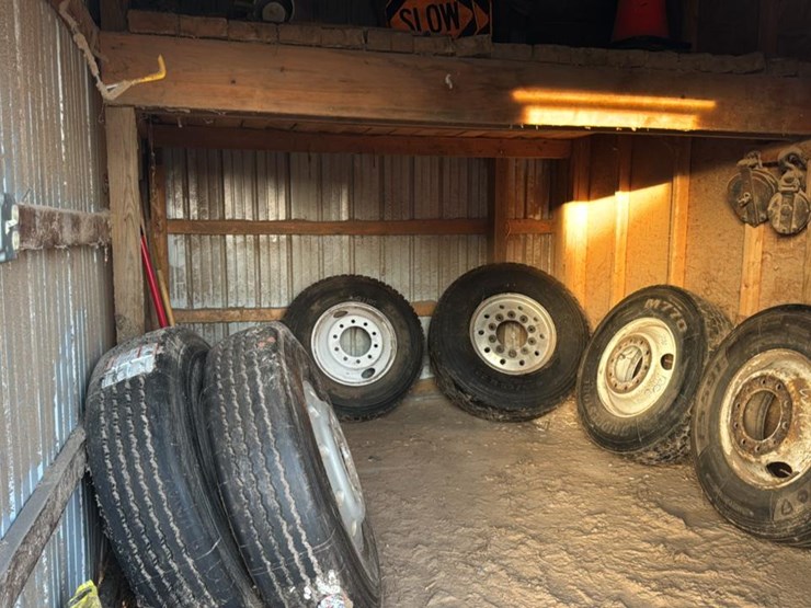 #144-•-contents-of-small-room*-image-1