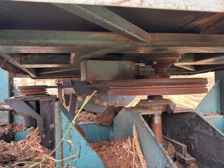 #155-•-precision-shaker-screen-and-phelps-chip-blower-package-image-12