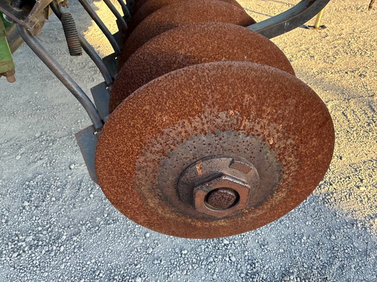 john-deere-726-image-47