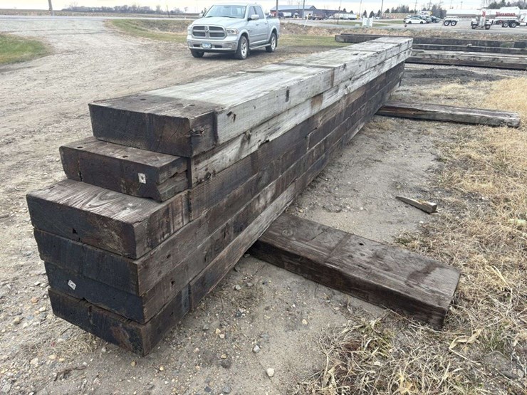 (6)-6”x19”-creosote-treated-wood-beams,-(4)-are-approx-26’,-(2)-are-approx-25’,-e-image-3
