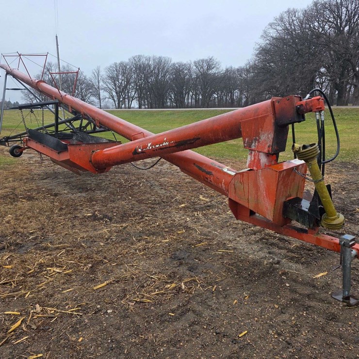 Brandt 1070 Auger, 10” x 70’, Hydraulic Lift, Hydraulic Driven Single Auger Swing Hopper, 540 PTO