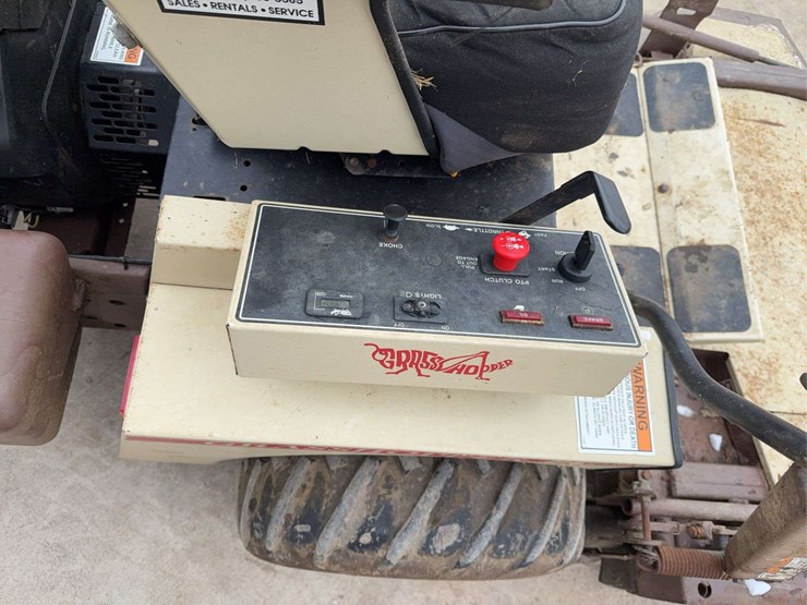 grasshopper-718k-image-12