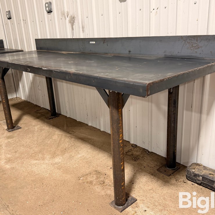 Heavy Duty 8' Shop Welding Table