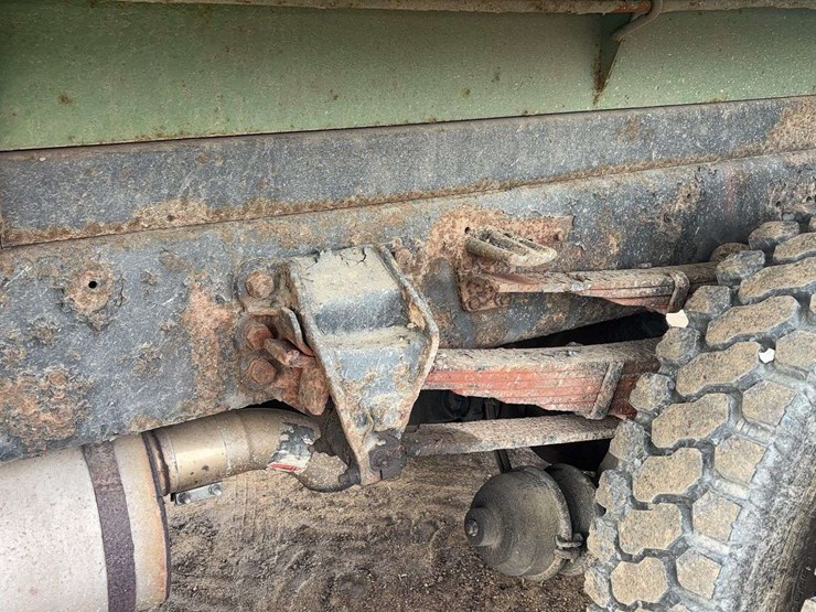 1989-ford-cf8000-image-23