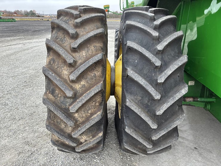 john-deere-2000-image-30