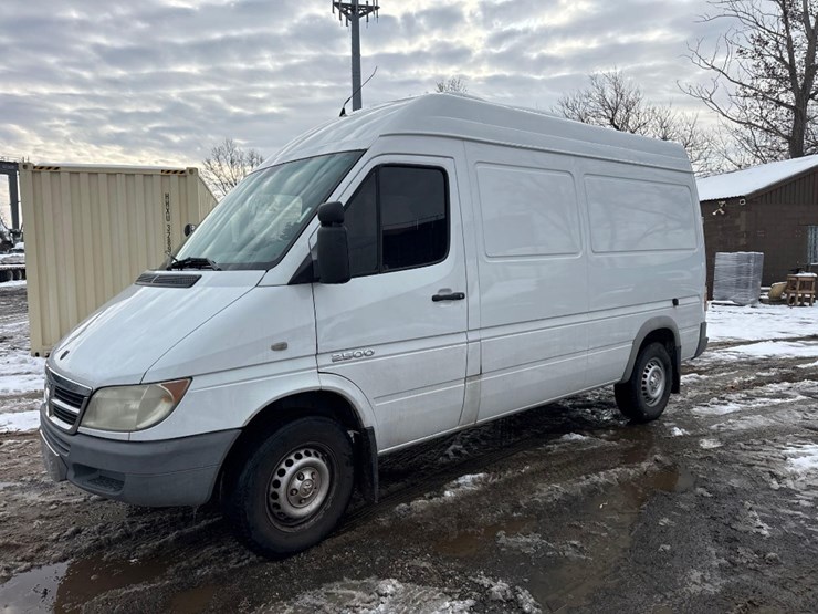 dodge-sprinter-2500-image-1