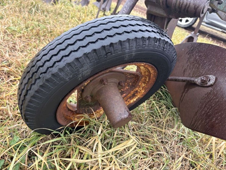 john-deere-310-image-4