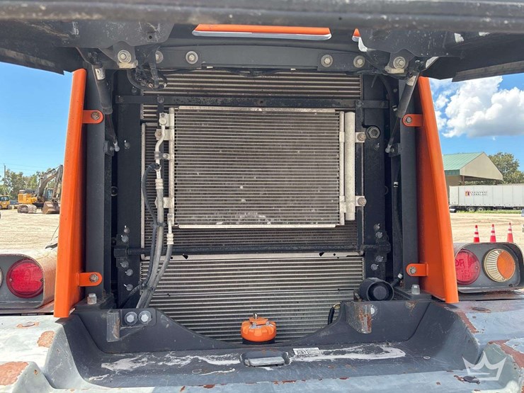 2018-doosan-dl220-5-image-6