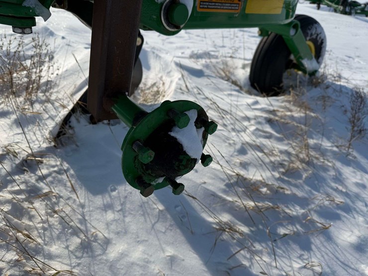 john-deere-3710-image-14