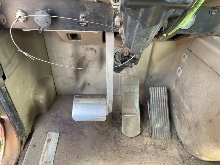 #1000-•-2007-international-transport-truck-tractor-(has-mn-title)-image-32