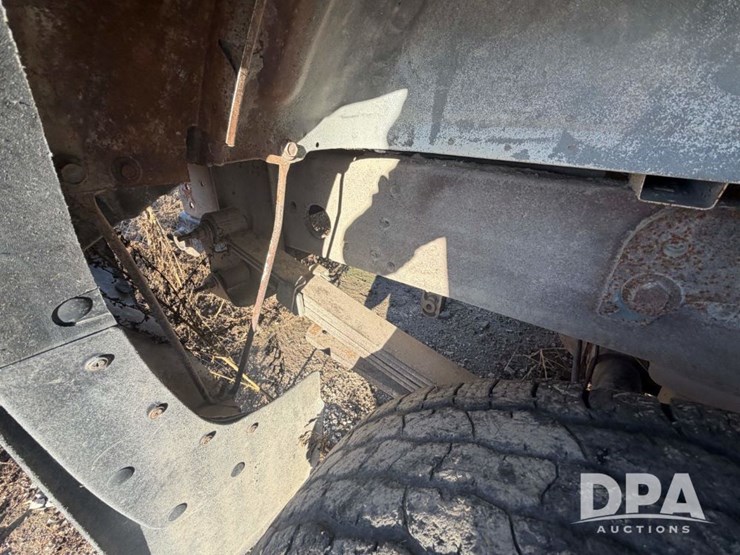 2003-chevrolet-silverado-2500hd-image-28