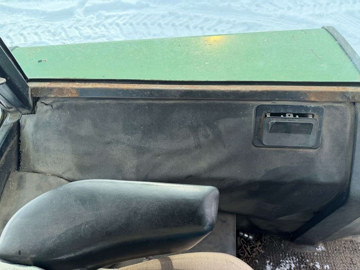 1975-john-deere-4230-image-45