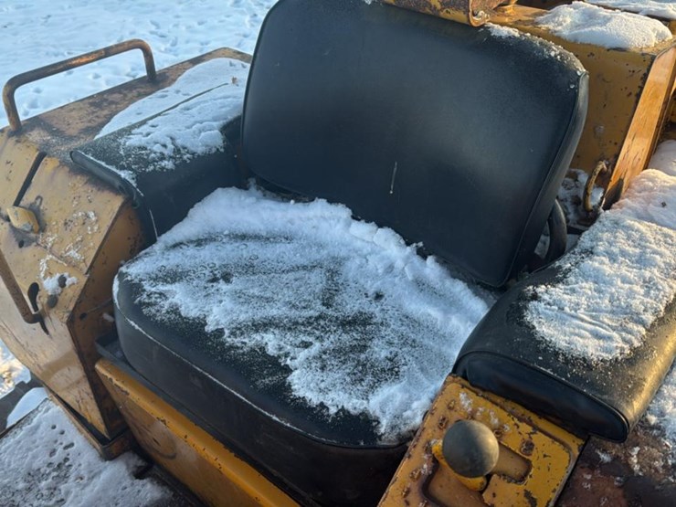 john-deere-555-image-34