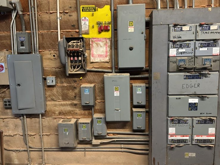 #117-•-disconnect-box-and-starter-boxes-image-1