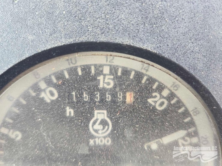 john-deere-3155-image-24