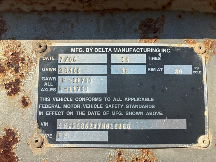 2007-delta-gooseneck-trailer-image-10