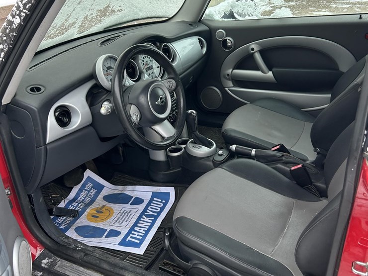 2005-mini-coop-image-13