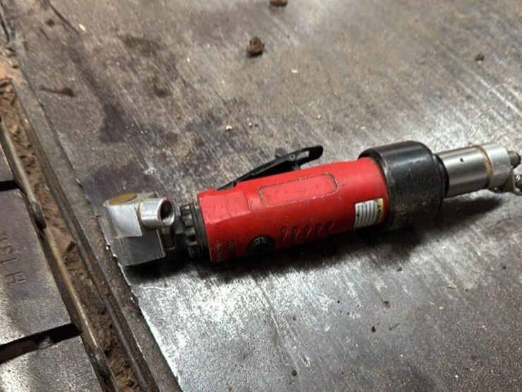 #185-•-sharpening-tool-and-transfer-pump-image-5