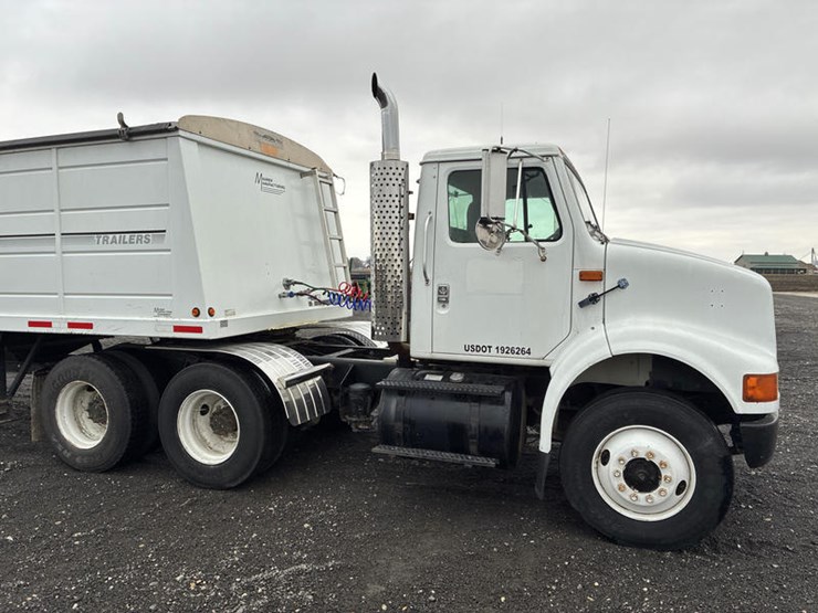 case-ih-8100-image-7