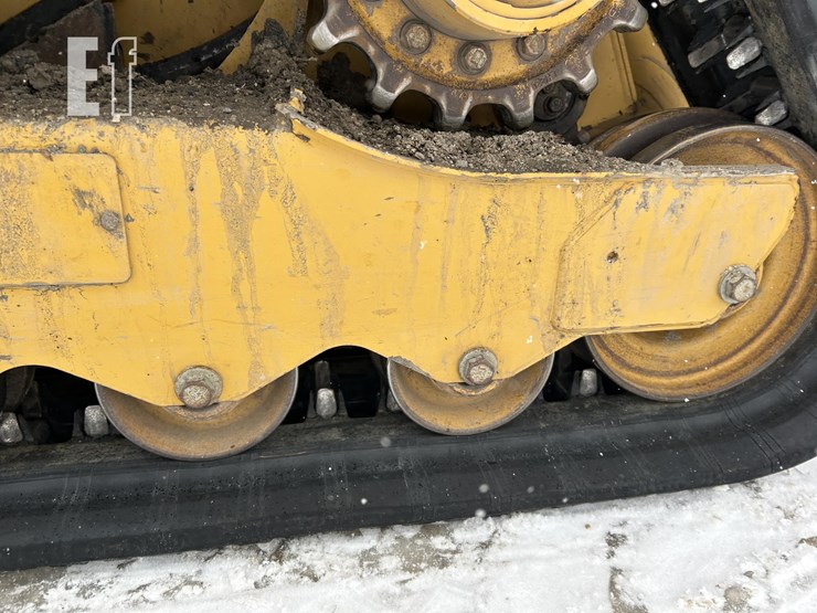2019-caterpillar-259d-image-34