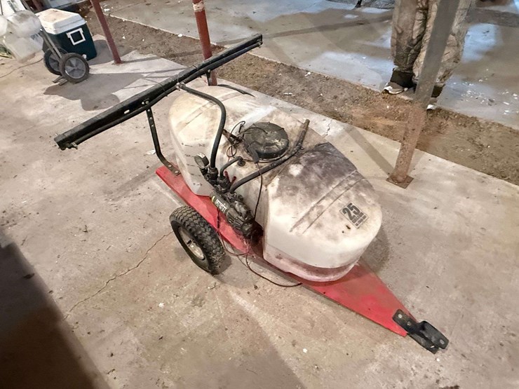 fimco-pull-type-sprayer-with-hand-want-and-boom,-6.5’-spray-width-image-3