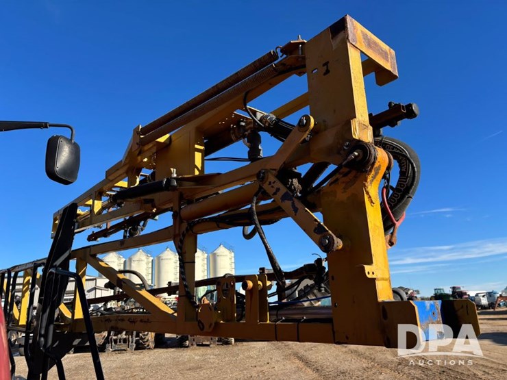 case-ih-titan-3020-image-73