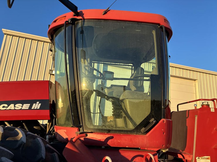 case-ih-275-image-37