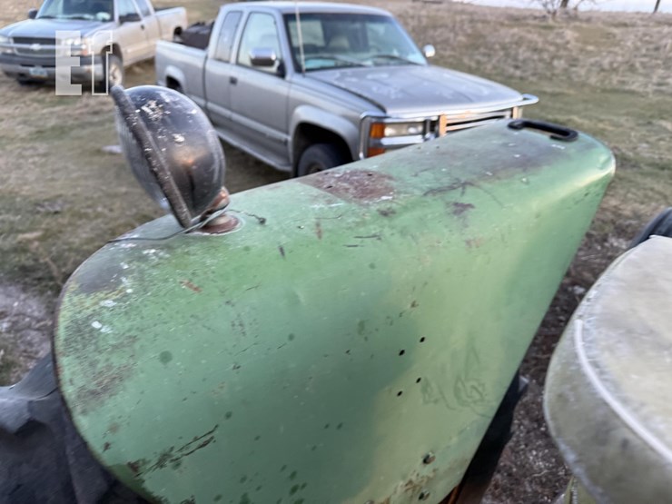 john-deere-4010-image-15