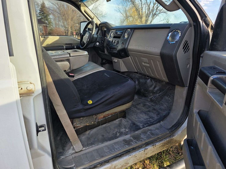 2008-ford-f350-image-53