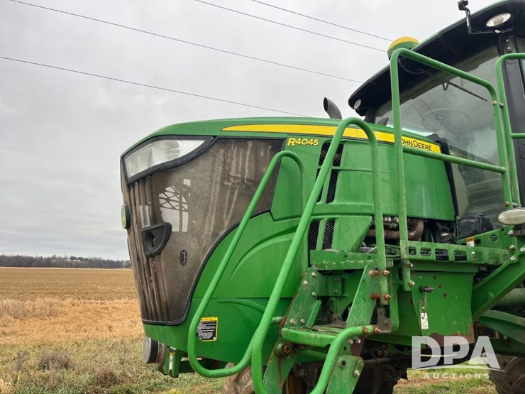 john-deere-r4045-image-14