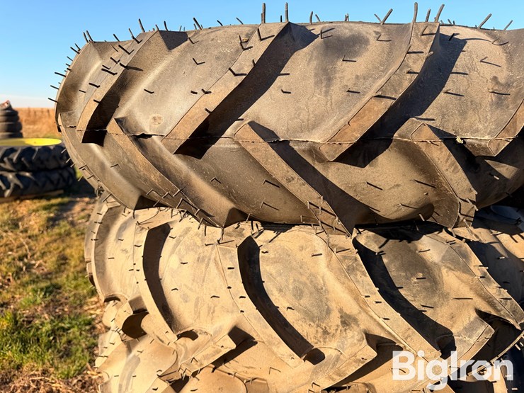 11.2-24-pivot-tires-on-8-bolt-rims-image-10