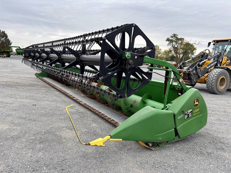 john-deere-630f-image-1