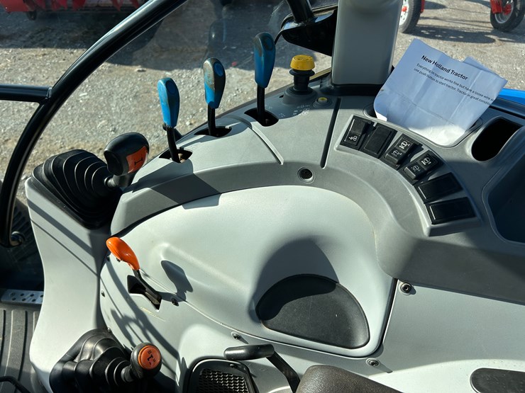 new-holland-powerstar-90-image-13