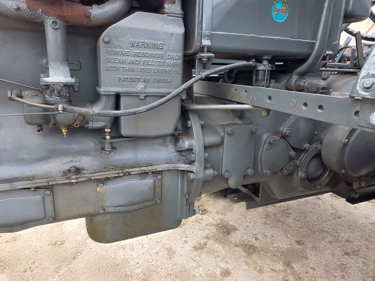 1938-case-cc-narrow-front-tractor,-new-12.4/11-36-rears,-pto,-crank-start,-sn:-4200966,-rebuilt-fro-image-22