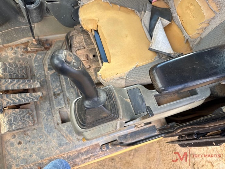 caterpillar-307d-image-20