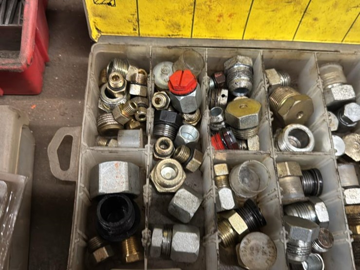 #160-•-snapon-tool-box*-image-37