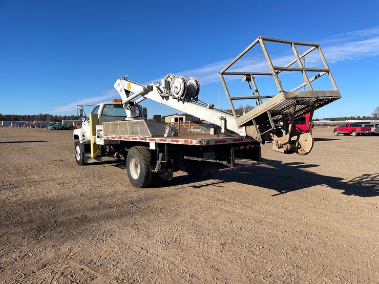 #1140-•-1995-chevrolet-kodiak-boom-truck-has-mn-title)-image-3