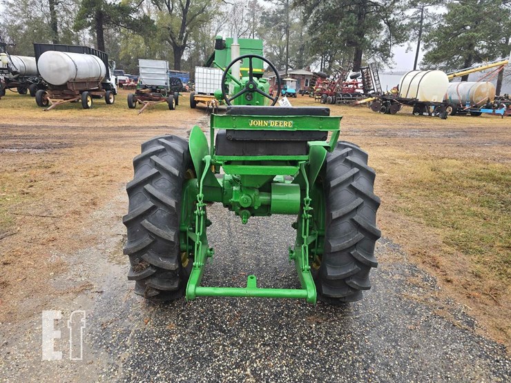 john-deere-m-image-3