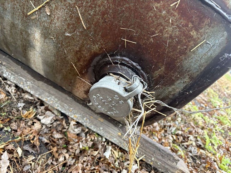 500-gal-fuel-barrel,-36”x96”-image-3