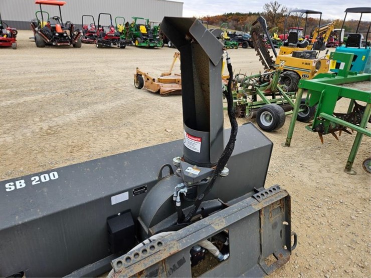#3048-•-bobcat-sb-200-78"-2-stage-snow-blower-image-24