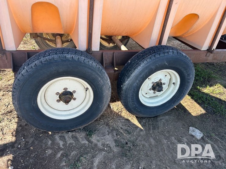 liquid-nurse-trailer-(cp1345,-tank-2133)-image-6