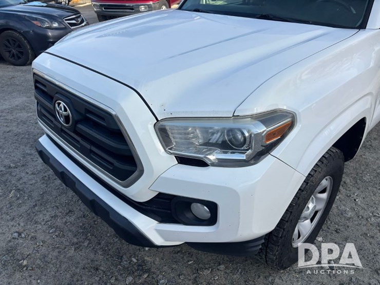 toyota-tacoma-image-18