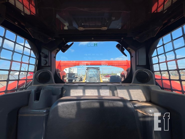 kubota-svl75-3-image-36