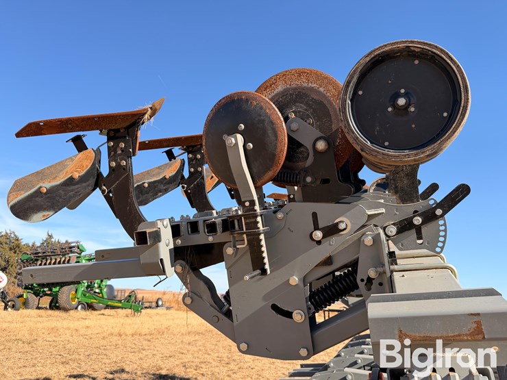 hiniker-12r-row-crop-cultivator-image-16