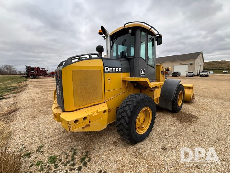2007-deere-444j-image-5