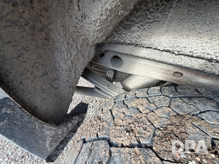 2017-chevrolet-1500-image-28