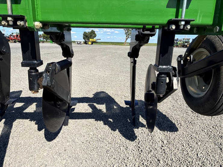 #113973-•-unverferth-7x-zone-builder-ripper-#a41470499-image-23