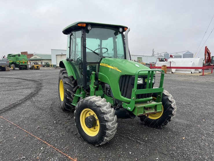 2005-john-deere-5425-image-1