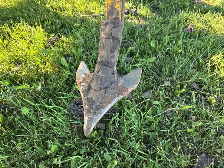 john-deere-2210-image-37