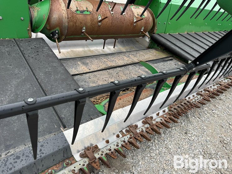 2016-john-deere-645fd-image-11